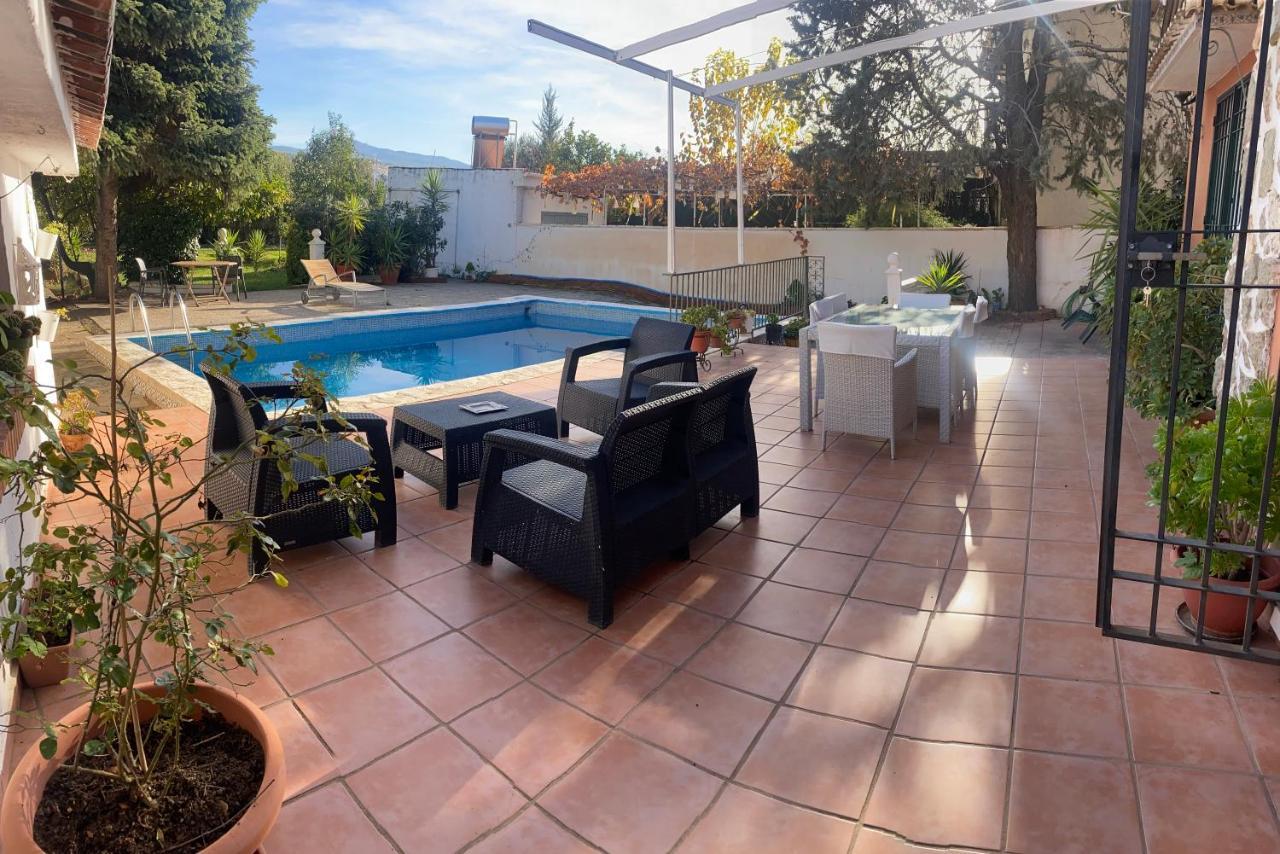 Villa Huetor , Piscina Y Barbacoa Privada Уэтор-Вега Экстерьер фото