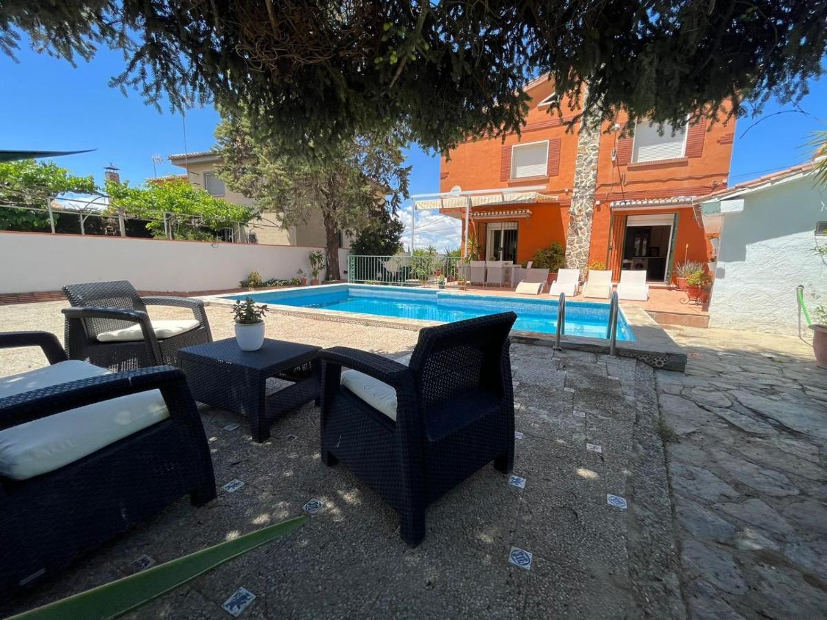 Villa Huetor , Piscina Y Barbacoa Privada Уэтор-Вега Экстерьер фото