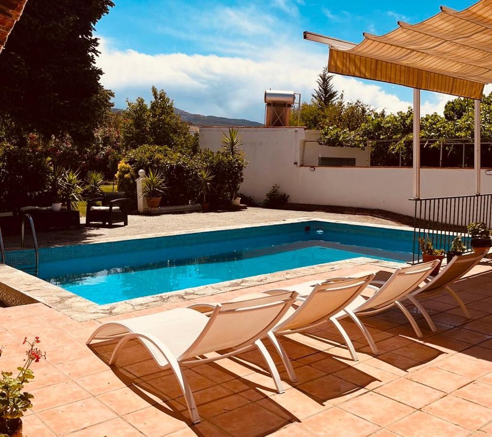 Villa Huetor , Piscina Y Barbacoa Privada Уэтор-Вега Экстерьер фото