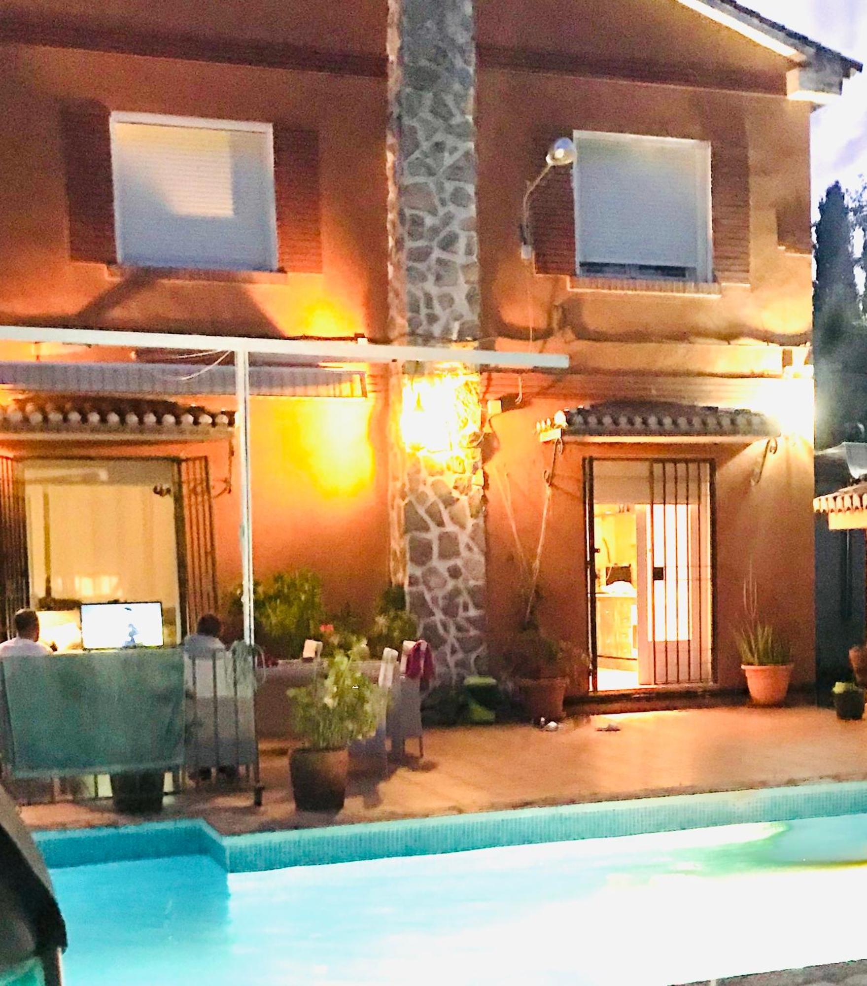 Villa Huetor , Piscina Y Barbacoa Privada Уэтор-Вега Экстерьер фото