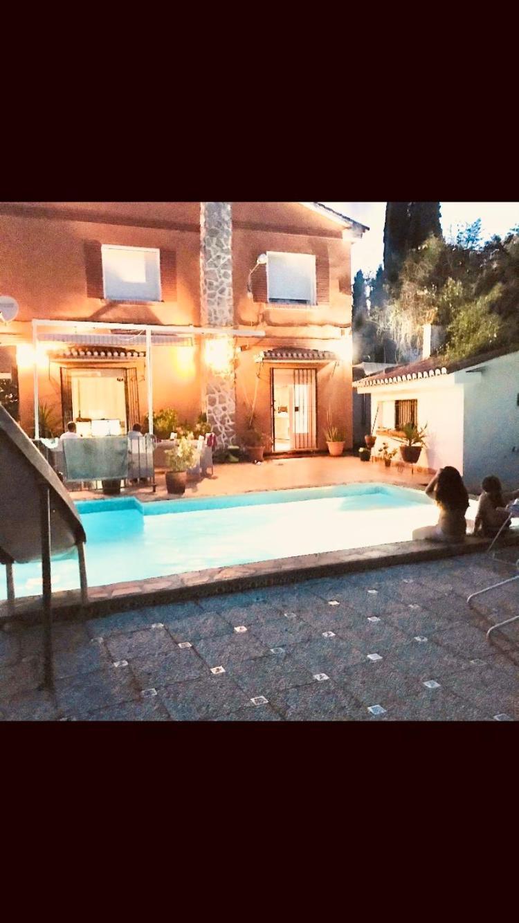 Villa Huetor , Piscina Y Barbacoa Privada Уэтор-Вега Экстерьер фото